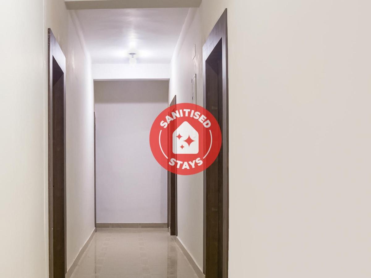 Oyo 75948 Hotel Tushar Continental Nuova Delhi Esterno foto
