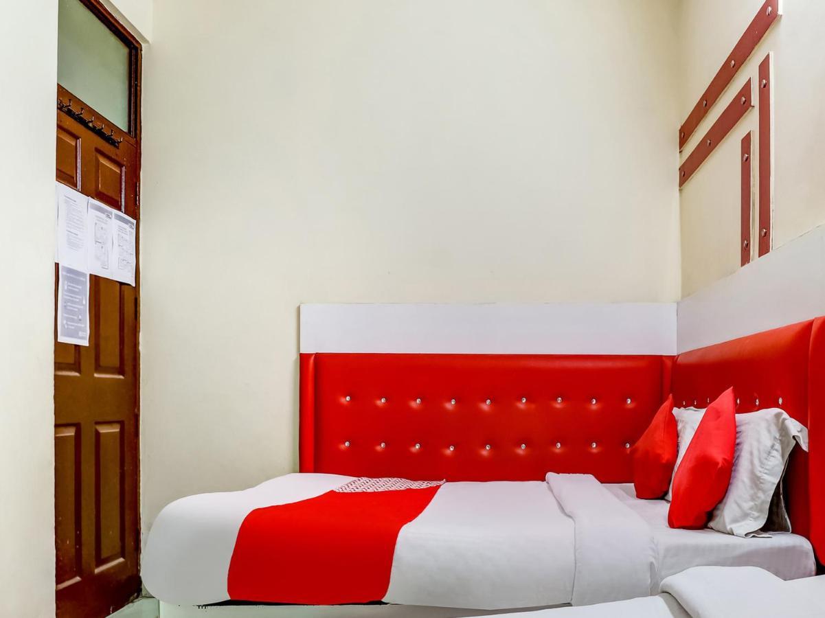 Oyo 75948 Hotel Tushar Continental Nuova Delhi Esterno foto