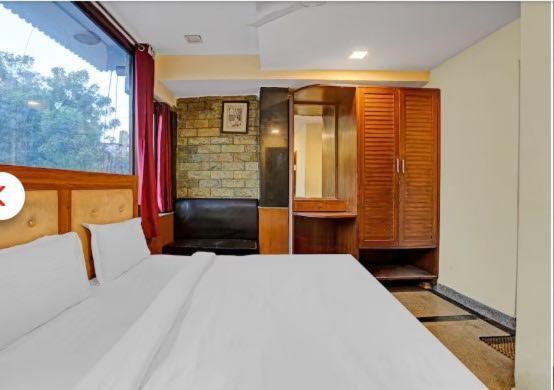 Oyo 75948 Hotel Tushar Continental Nuova Delhi Esterno foto